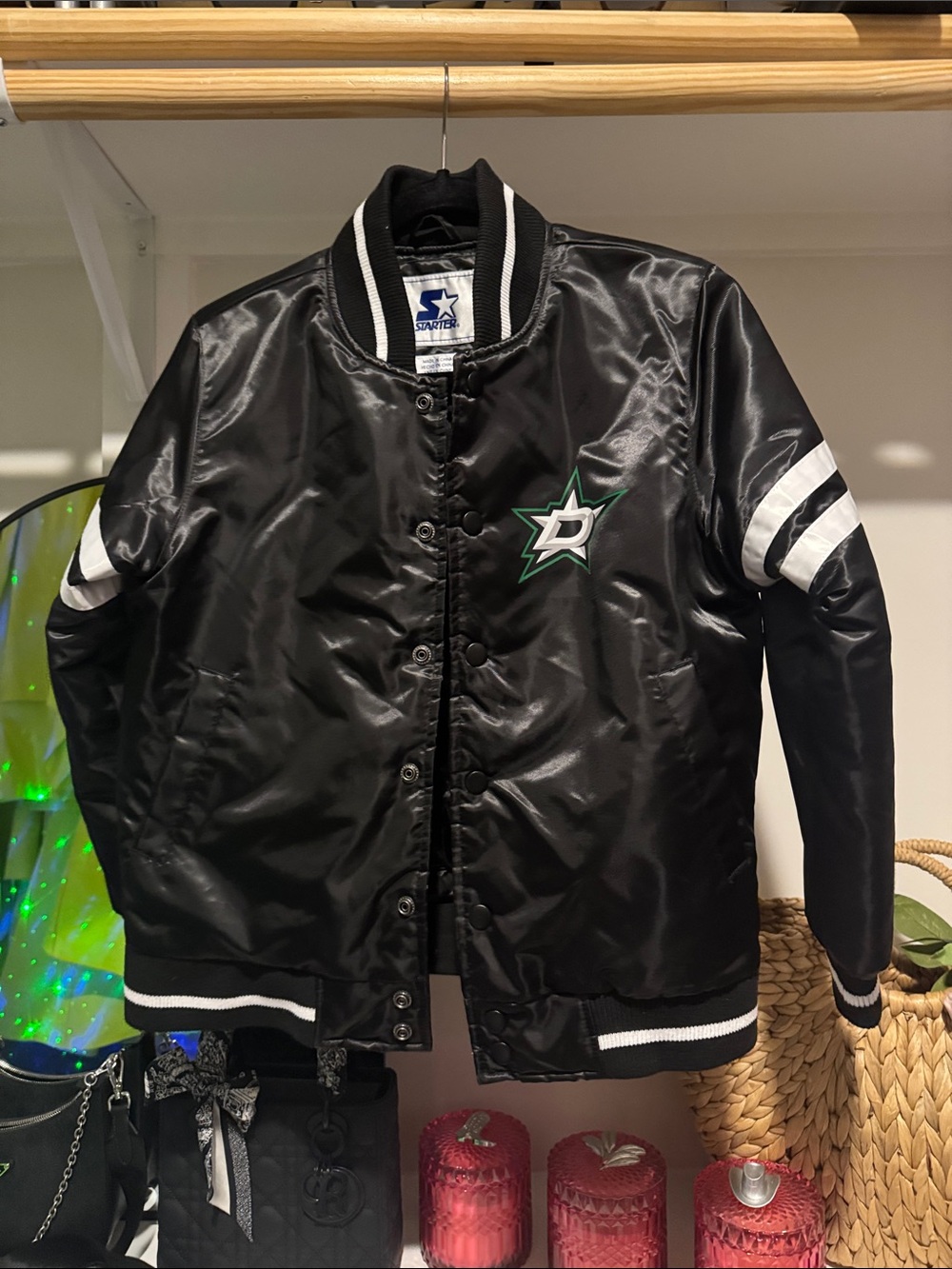 STARTER Black Satin Dallas Stars Bomber Jacket with White Stripes